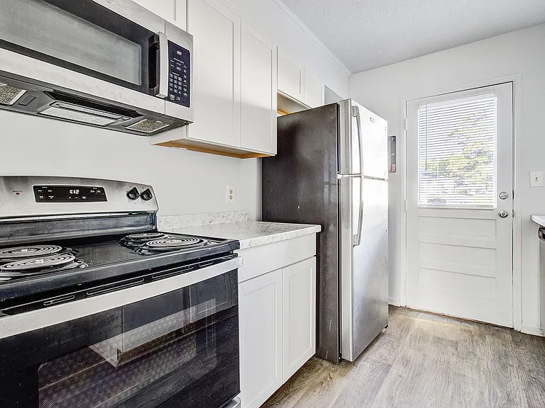 Beltline Townhomes — Photo 12