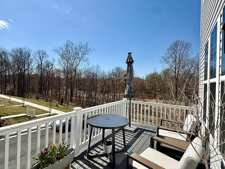 10400 Ashley Heights Way — Photo 14