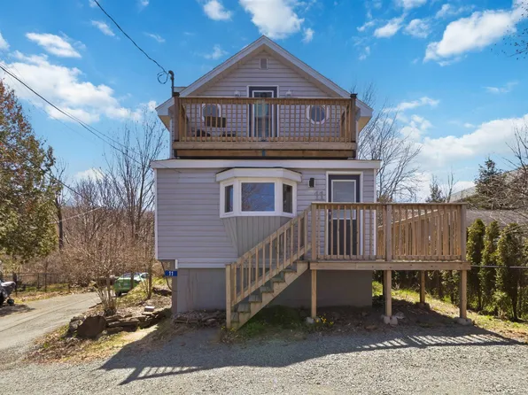11 Military Rd, Halifax, NS B3P 0K3