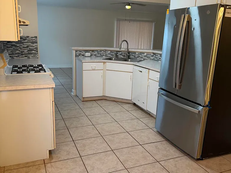3133 Cauthen Creek Dr — Photo 4