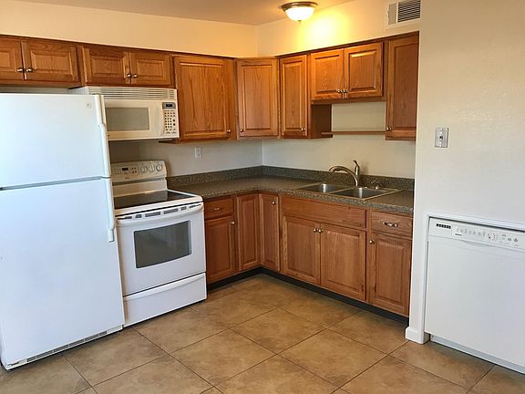 2nd image of 3649 E Blacklidge Dr