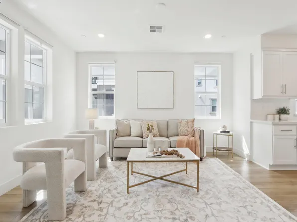 37429 Bowline Rd, Newark, CA 94560