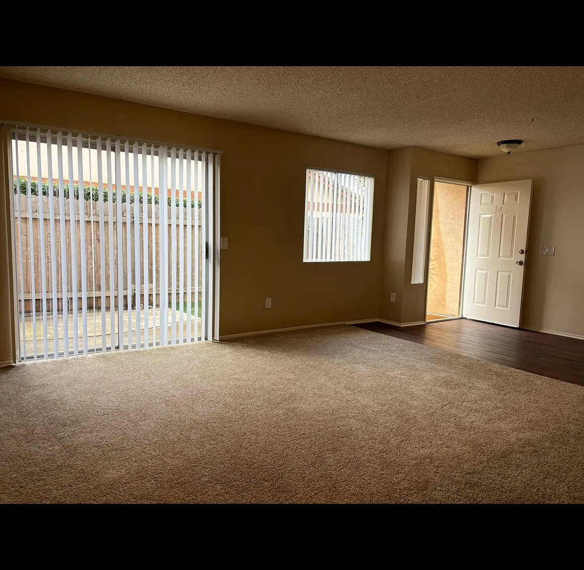 2 bed, 2.5 bath, 1200 sqft, $2,800 — Photo 4