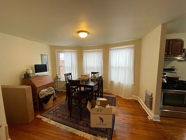 852 Martin Ave — Photo 15