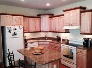 219 W Brown St, Milwaukee, WI 53212