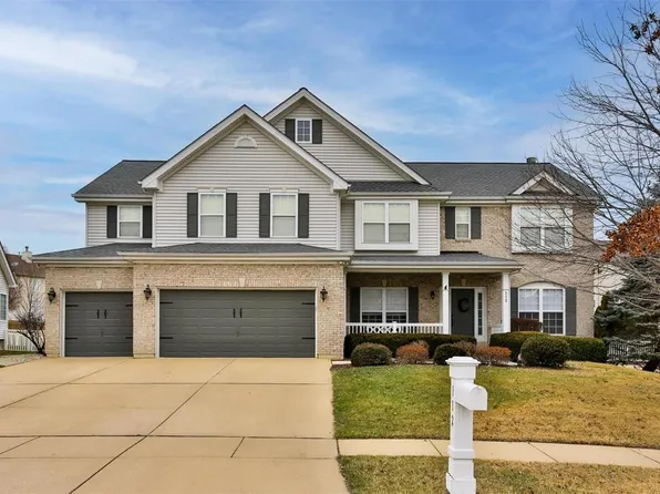 112 Cloverleaf Meadows Ct, O'Fallon, MO 63366