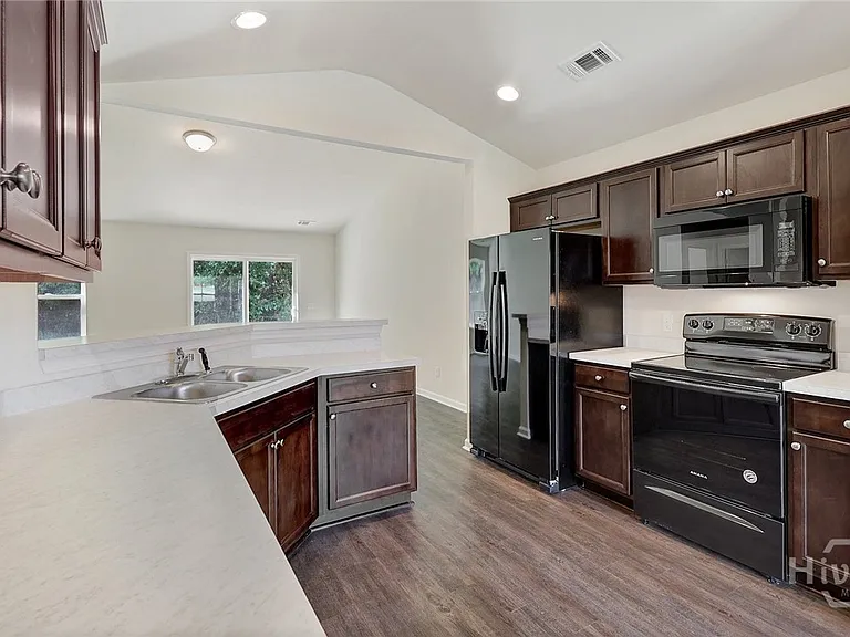 133 Braxton Blvd — Photo 6