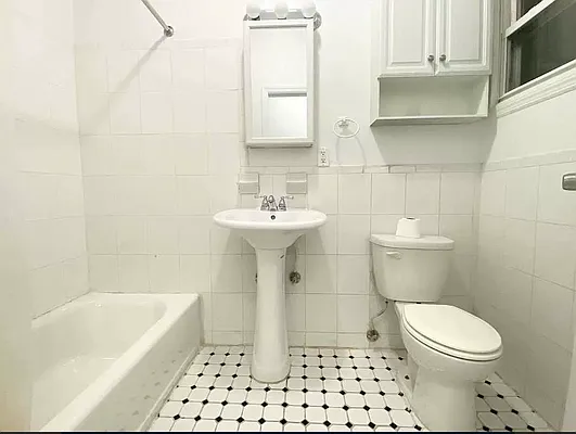 Rented by Bedford 6 Real Estate | media 10