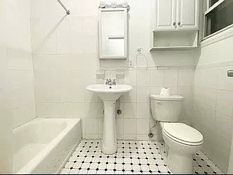 Rented by Bedford 6 Real Estate