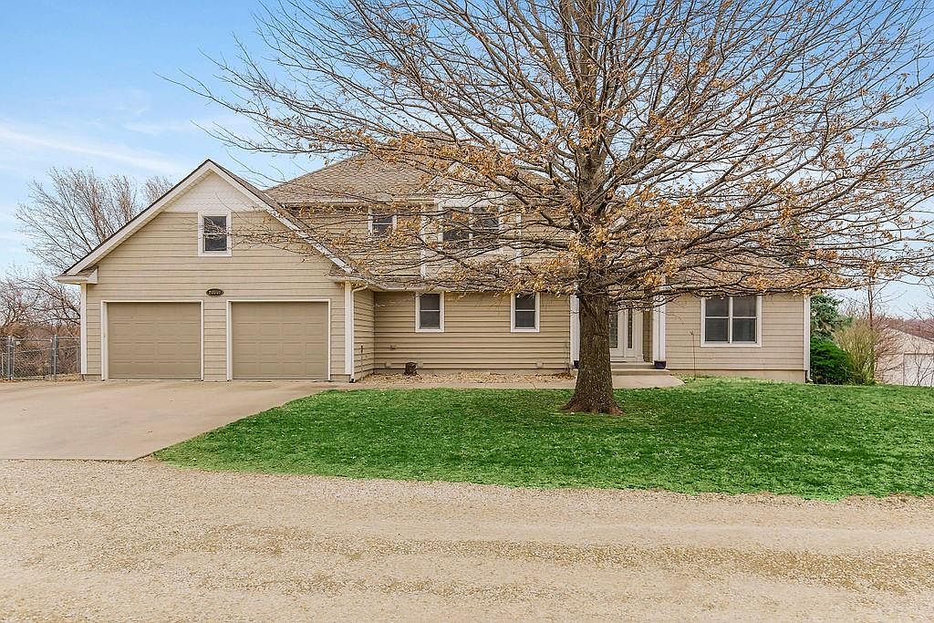 20540 163rd St, Basehor, KS 66007 Zillow