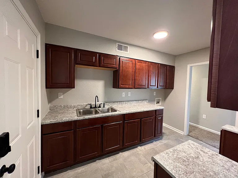4820 Applestone St — Photo 2