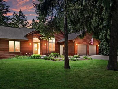 10845 N Wauwatosa ROAD, Mequon, WI, 53097