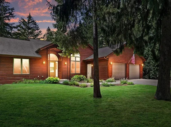10845 N Wauwatosa ROAD, Mequon, WI 53097