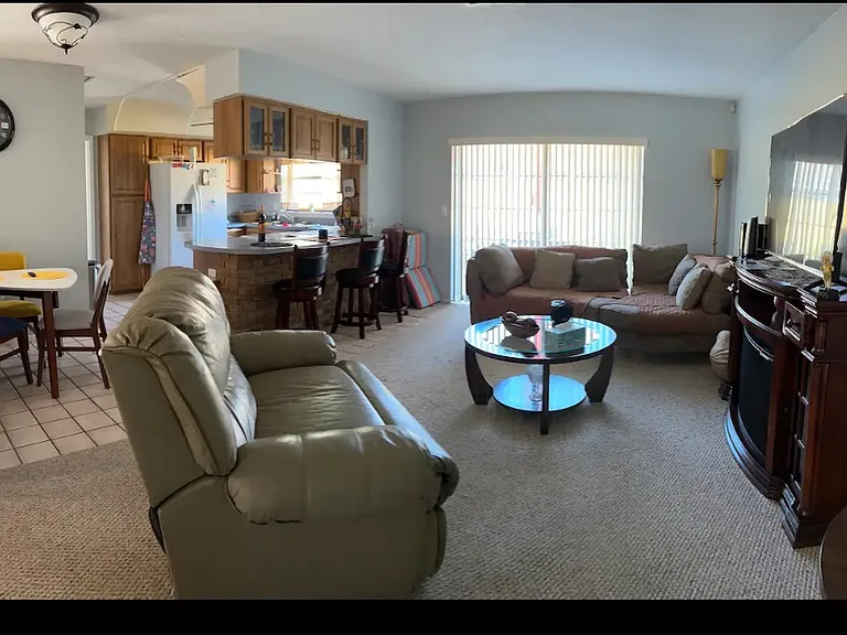2303 43rd St W — Photo 12