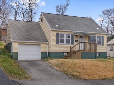 717 Park Ave, Mount Pleasant, PA, 15666