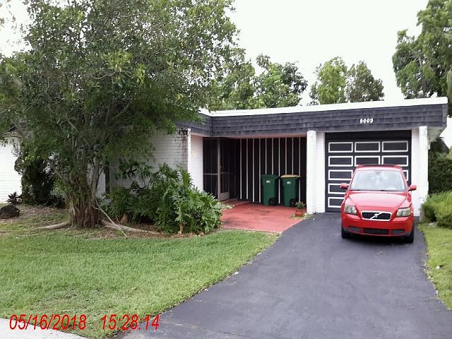 2nd image of 5003 Bayberry Ln