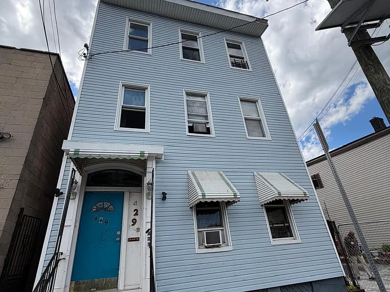 429 S 6th St #3 — Photo 10