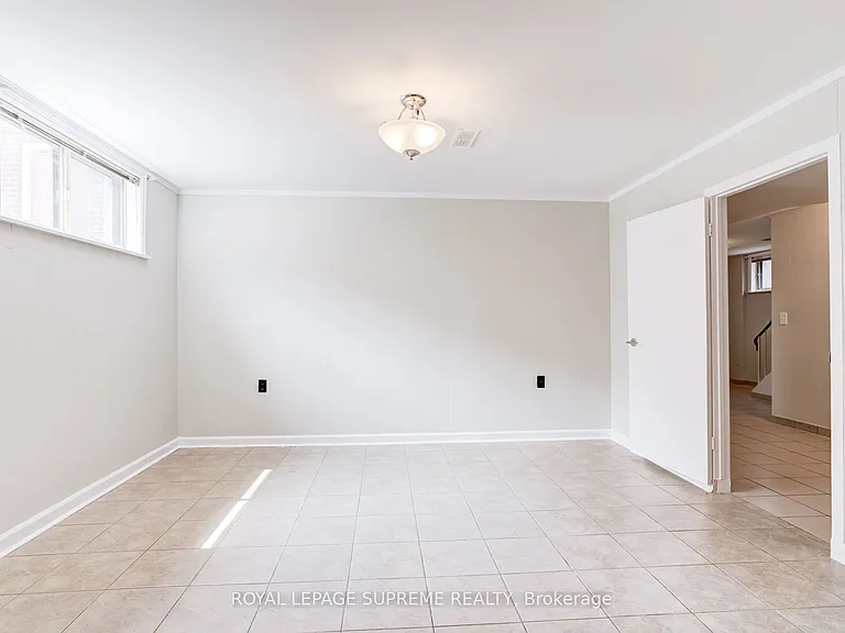 5 Paramount Ct #BASEMENT — Photo 9