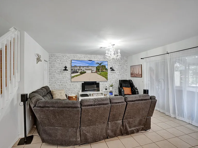 1488 SW 47th Ave — Photo 7
