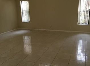 9720 NW 52nd Mnr, Pompano Beach, FL 33076