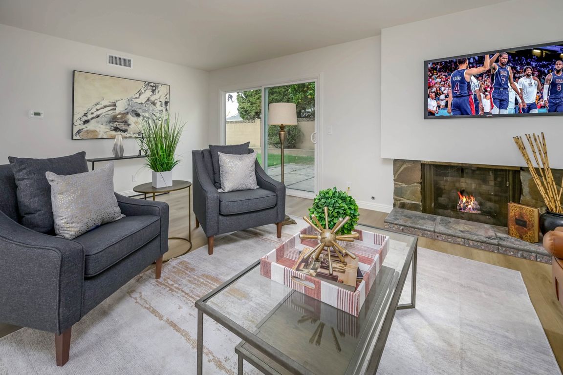 next background image