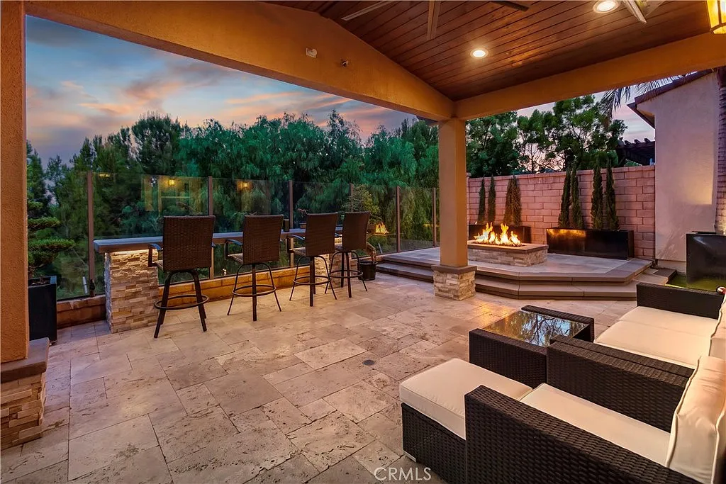 4 bed, 1709 sqft, $6,200 — Photo 3