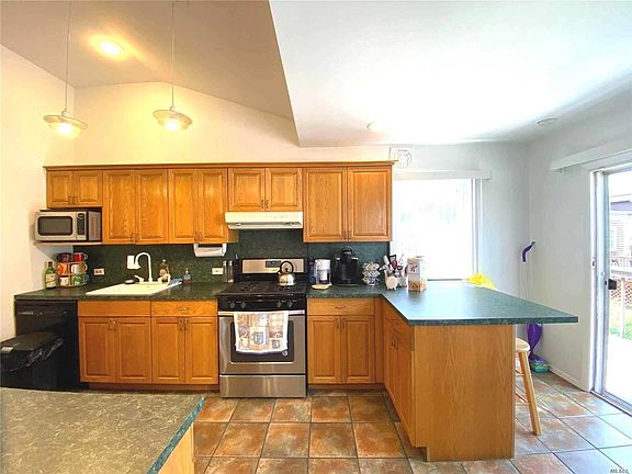 2nd image of 56 Chuck Blvd