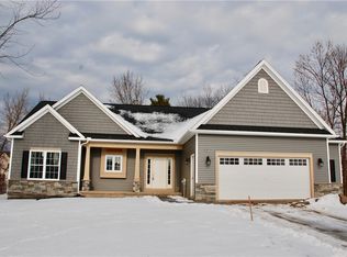 210 Webster Rd, Webster, NY 14580