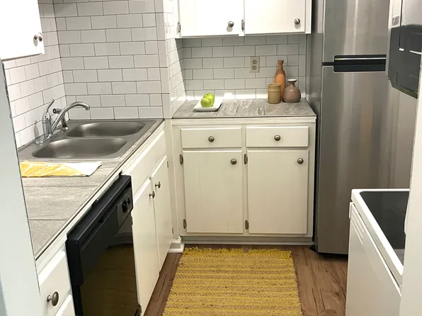 2325 Elliston Pl APT 204, Nashville, TN 37203