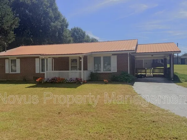 611 Mitchell Ave, Bowdon, GA 30108