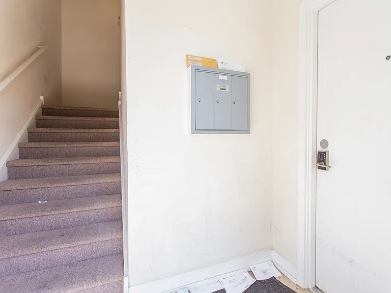 1405 N Sydenham St #A-2 — Photo 13