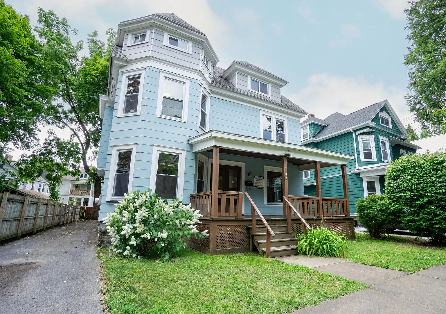 108 Avondale - Available 8/1/27 - Spacious 5 Bed/2 Bath Single Family Home With Off Street Parking — Photo 1