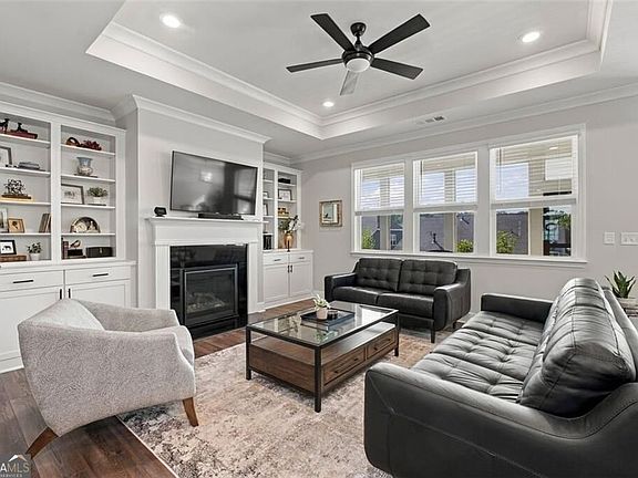 3rd image of 1434 Bluffs Ridge Way