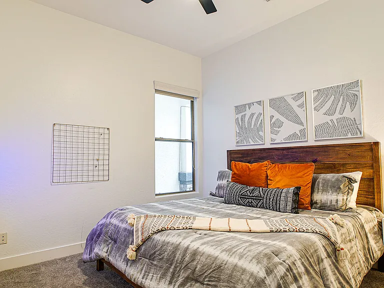 3938 E Dubois Ave — Photo 12
