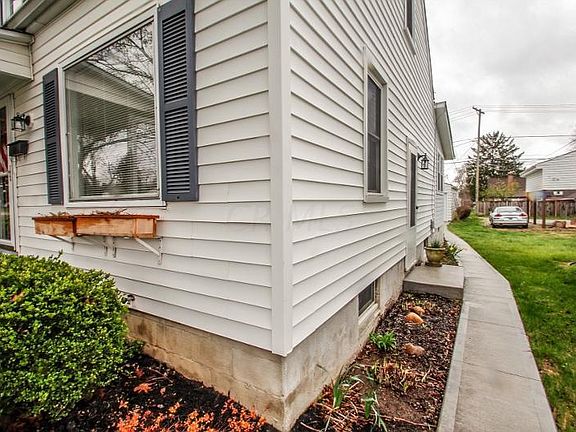 4th image of 457 E Beechwold Blvd
