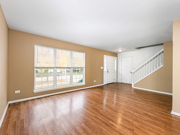 5th image of 644 Lakewood Farms Dr