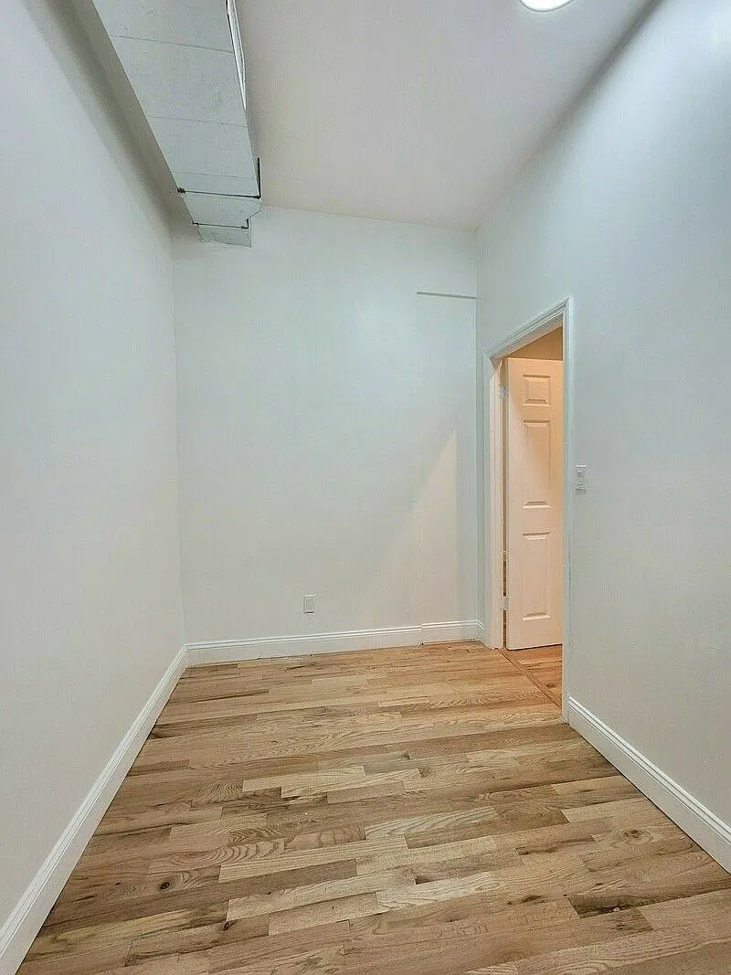 656 Mac Donough Street — Photo 4