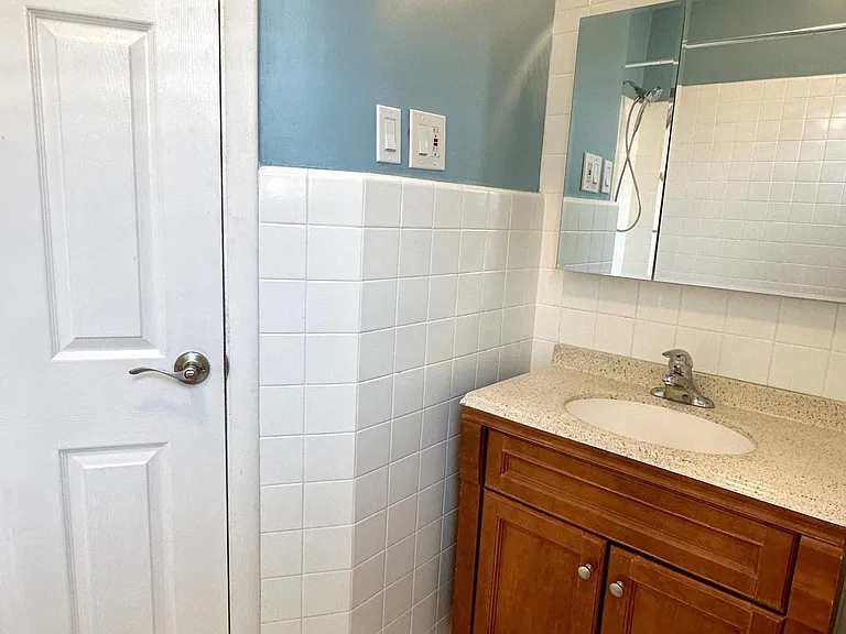 2509 S Rosewood St — Photo 38