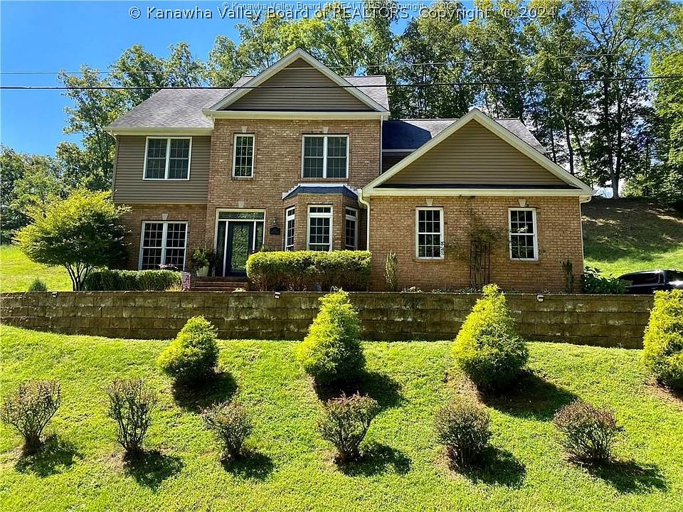 1st image of 123 Sandstone Dr
