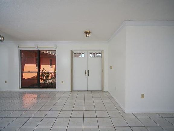 5th image of 2323 Cannolot Blvd