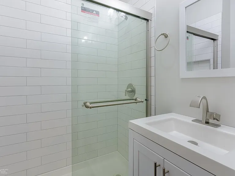 4540 N Sheridan Rd #1 — Photo 11
