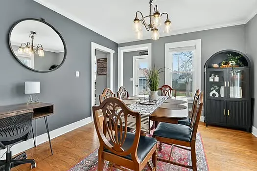 3 bed, 1.5 bath, 1743 sqft, $3,300 — Photo 4