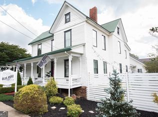 477 W First St, Blue Ridge, GA 30513