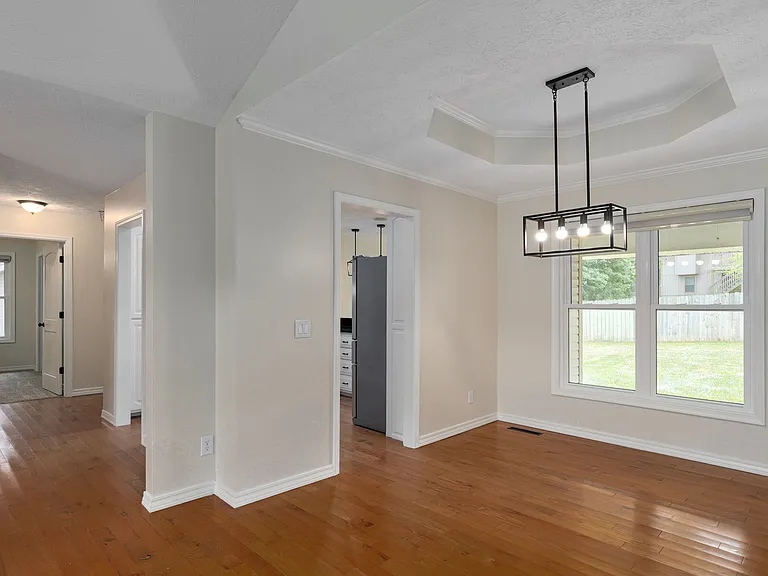 2921 S Eldon Ave — Photo 6