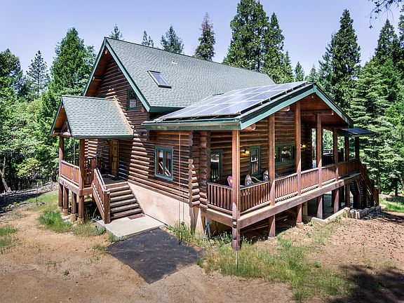 3rd image of 25589 Sherwood Dr