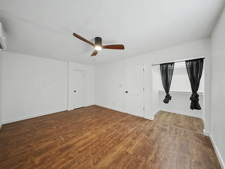 913 Estelle Ave — Photo 16