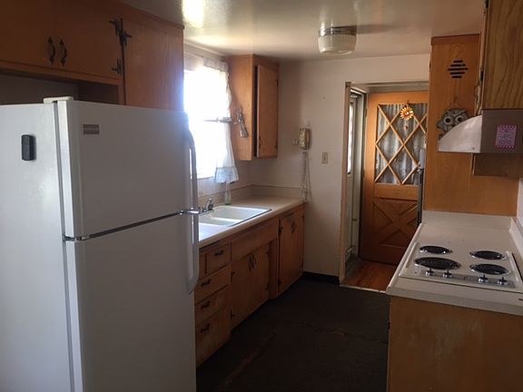 3rd image of 250 Fishburn Dr