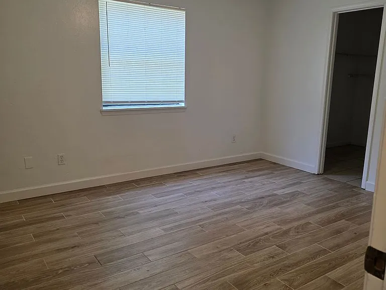 2350 Hartsfield Way — Photo 6