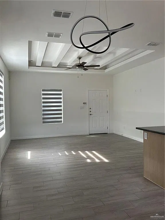 2 bed, 2.0 bath, 4144 sqft, $1,100 — Photo 4