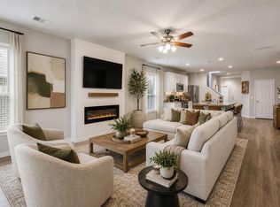 210 Bellewood Manor Dr, Magnolia, TX 77354